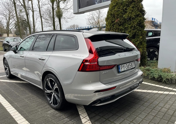 Volvo V60 cena 209000 przebieg: 11000, rok produkcji 2023 z Sędziszów małe 79